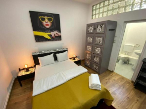 Adriana Studio